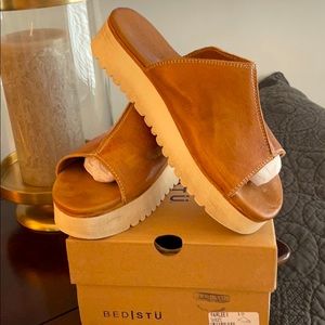 BED|STU FAIRLEE 11 Tan Rustic